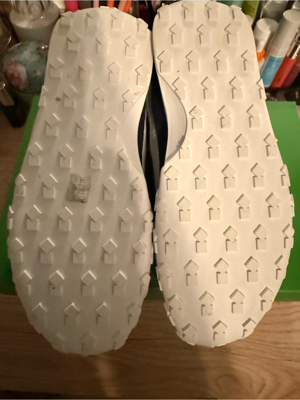 Kate Spade K As In Kate Sneakers White Navy Blue Size 8 – $198 Retail - Picture 3 of 7